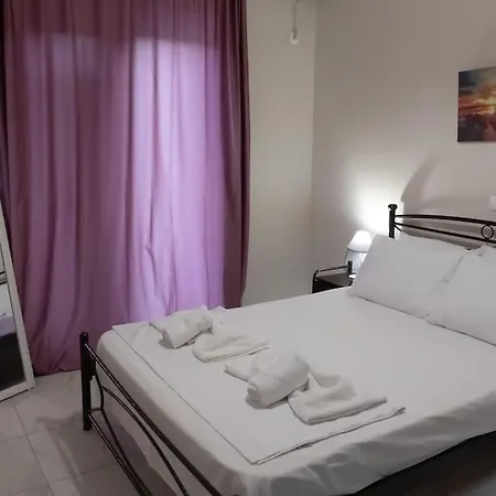 Stefanos & Zenia's Apartment2 -nydri דירה נידרי