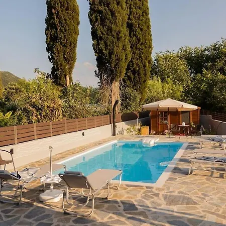 Stefanos & Zenia's Apartment2 -nydri דירה נידרי